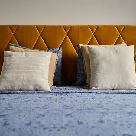 Scandinavian - Awarded Bldg - Downtown