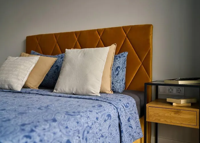 Scandinavian - Awarded Bldg - Downtown * Sofya