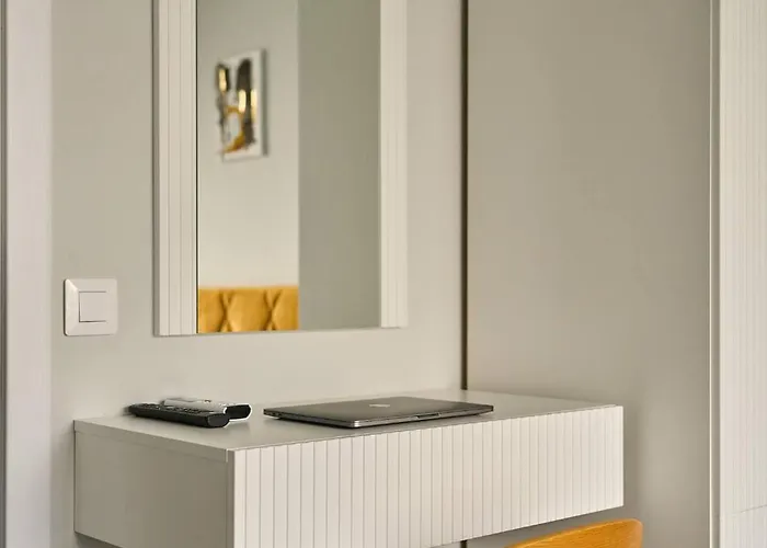 Scandinavian - Awarded Bldg - Downtown *